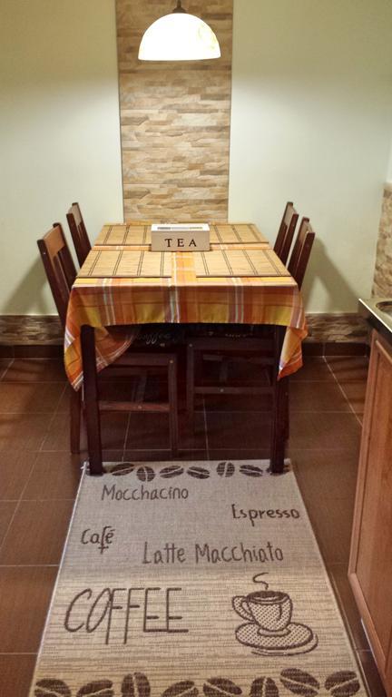 Virag Apartmanhaz Sopron Extérieur photo