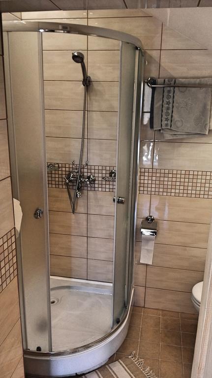 Virag Apartmanhaz Sopron Extérieur photo
